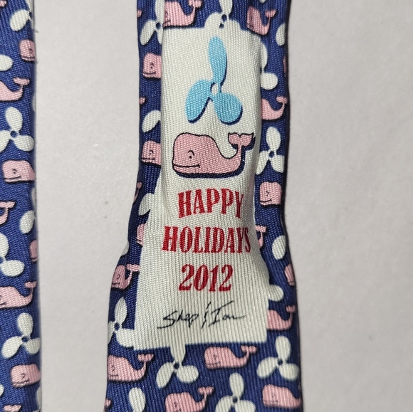 Vineyard Vines Whale Tie Blue Pink Made In USA 100% Silk - Picture 2 of 8